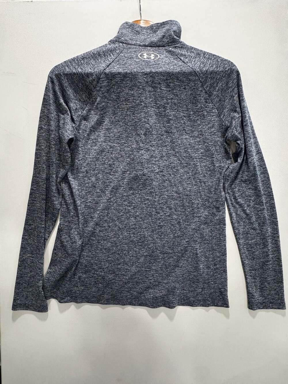 Under Armour Women's HeatGear Loose Fit 1/2 Zip Long Sleeve Pullover, Size Large - Picture 8 of 11